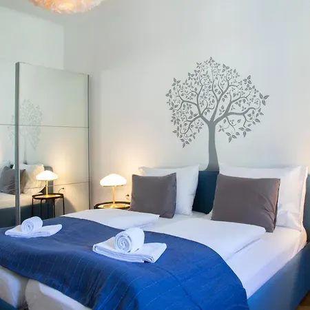 Apartment City *
